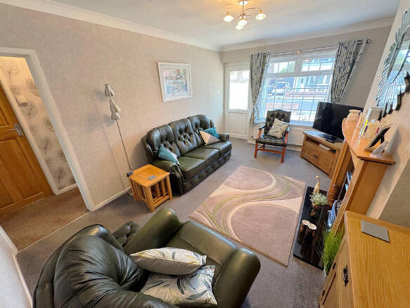 Halton Avenue - Thornton Cleveleys - FY5 2PR photo 5