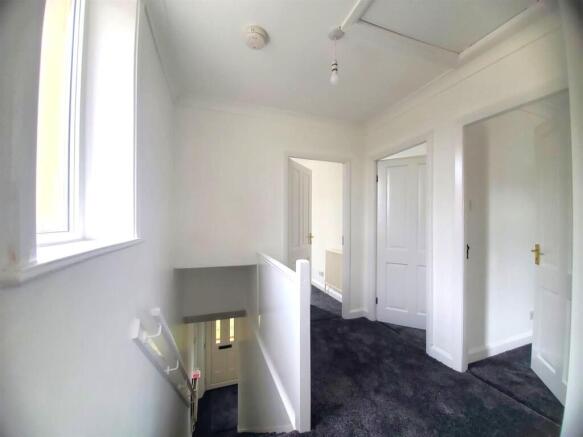3 bed End of Terrace to rent Image 8