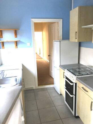 Kitchen 1.JPG