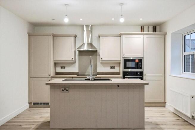 3 bed Detached Bungalow for sale Image 6