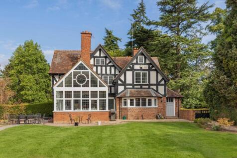 Manor Road, Goring, Reading, Oxfordshire, RG8