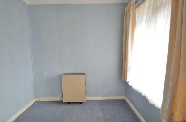 DINING ROOM/BEDROOM