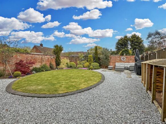 Private Garden 234