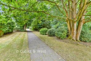 16, Hillside Close, Banstead SM7 1ET