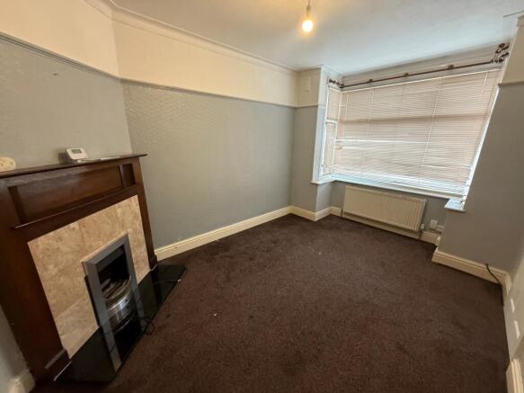 3 bed Terraced to rent Image 5
