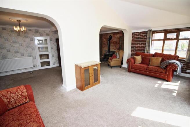lounge.3.JPG