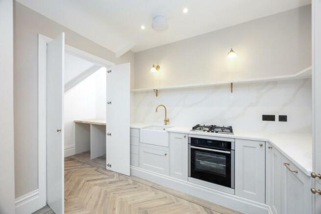 Third Avenue, Flat 11-010.jpg