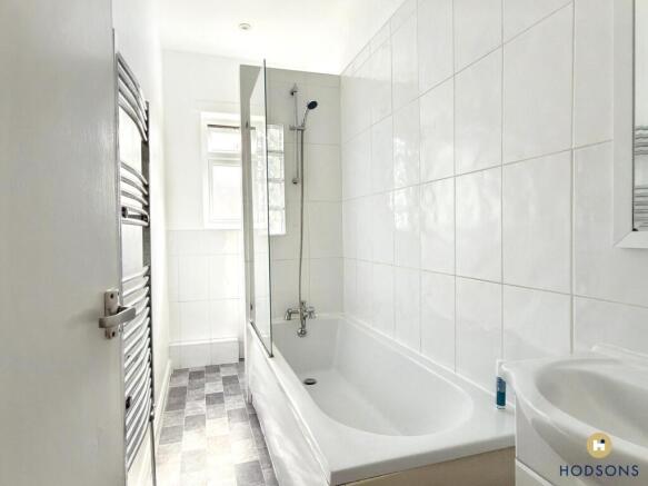 2 bed Terraced for sale Image 8