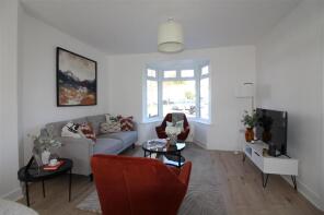 67, Walnut Avenue, Southampton SO18 2HT