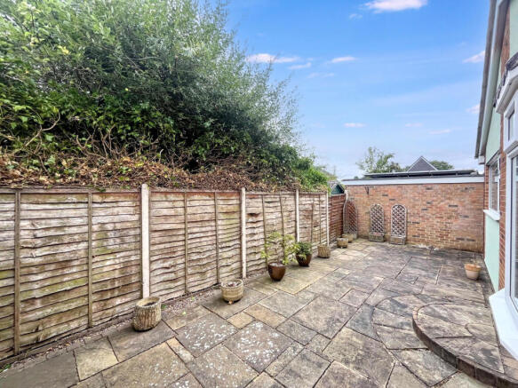 2 bed Detached Bungalow for sale Image 8