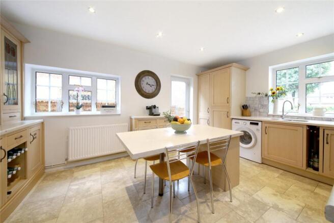 Kitchen/Breakfast