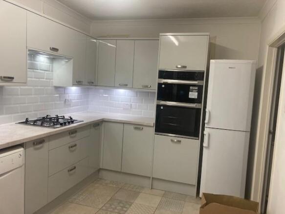 New kitchen 2.jpg