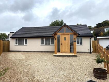 Brent Close, Brent Knoll
