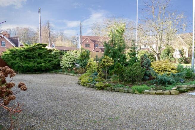 Forecourt Gardens