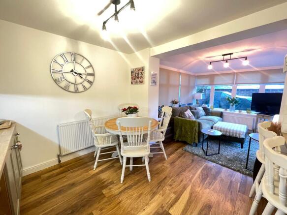 DINING KITCHEN