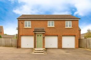 34, Calder Gardens, Nottingham NG13 8YY