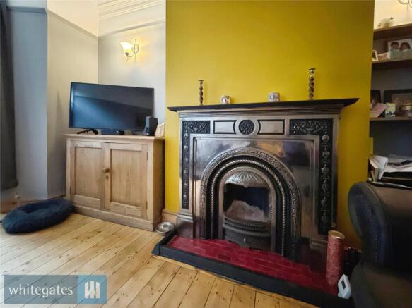 3 bed Terraced for sale Image 6