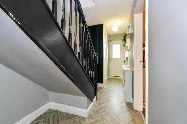 3 bed Terraced for sale Image 8
