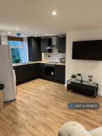 11, Whitegate Road, Newsome, Huddersfield HD4 6NJ