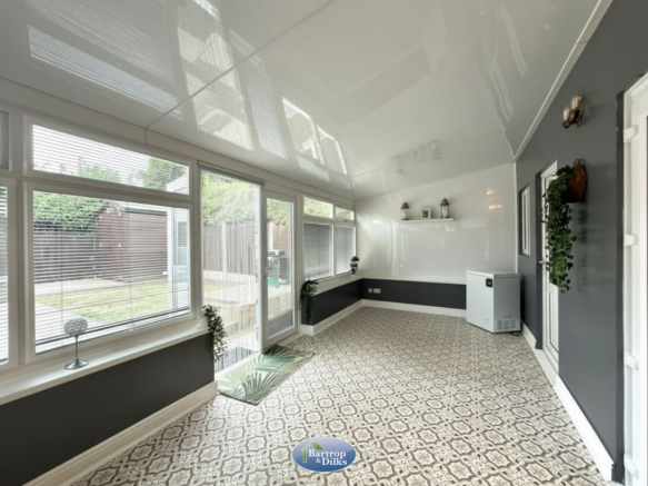 3 bed Detached for sale Image 11