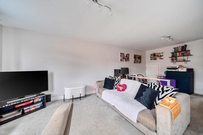 1425569-12-69b2b9...