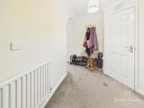 2 bed Apartment for sale Image 5