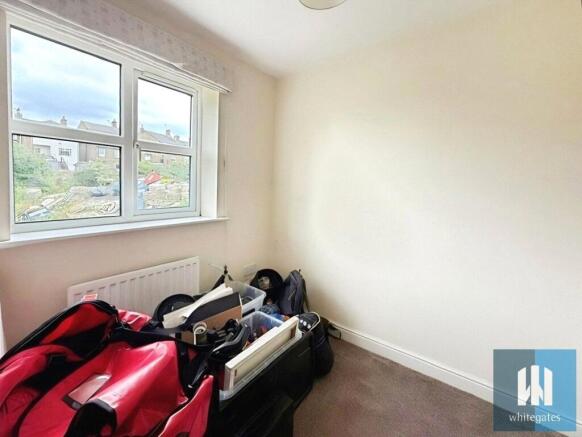 2 bed Apartment to rent Image 10