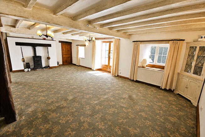 4 bed Cottage for sale Image 10