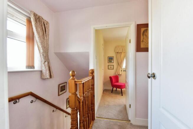 2 bed Semi-Detached for sale Image 10