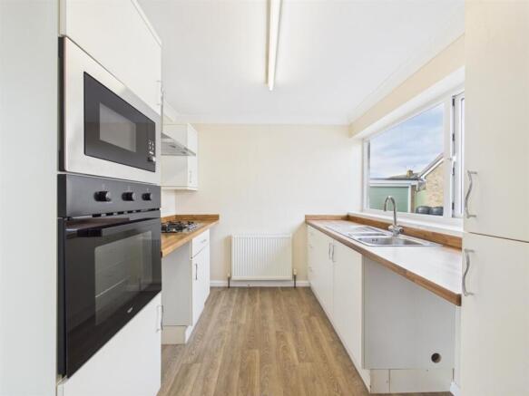Kitchen: