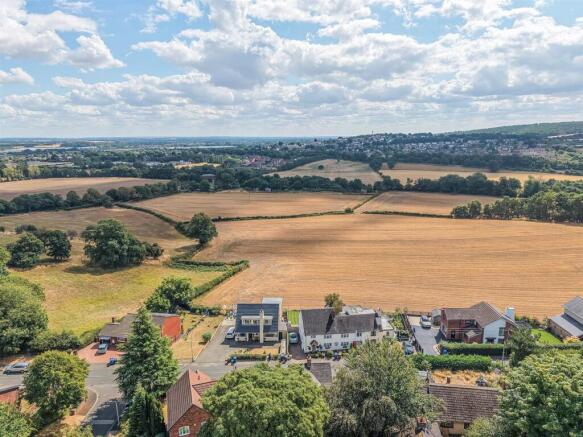 dji_fly_20260731_112410_0383_1785501933113_photo.j