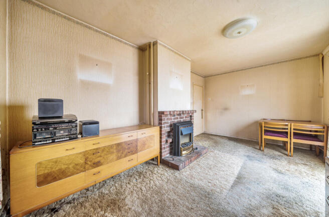 1330310-17-688374...