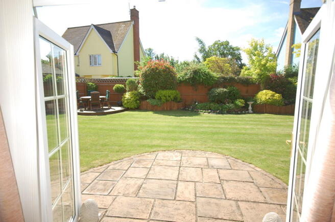 Photo 10