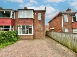 8, Fallodon Gardens, Blakelaw, Newcastle Upon Tyne NE5 3LR