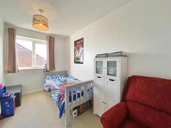 3 bed Semi-Detached for sale Image 11
