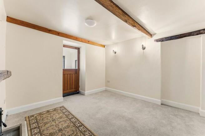 8 bed Detached for sale Image 7