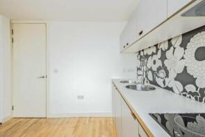 Flat 1105, 17 Emmeline, Dalton Street, Manchester M40 7EB