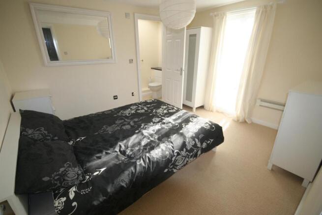 Bed 1.JPG