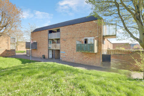 Crosse Courts, Basildon, SS15