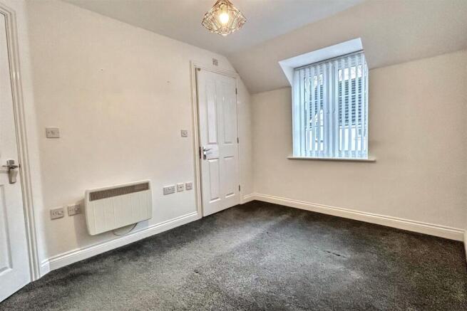 Eastleigh photo 4