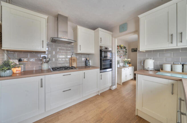 1432701-20-69c66f...