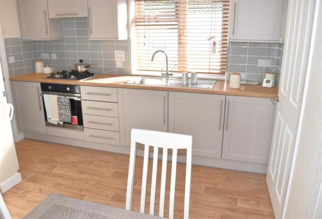 2 bed Park Home for sale Image 6