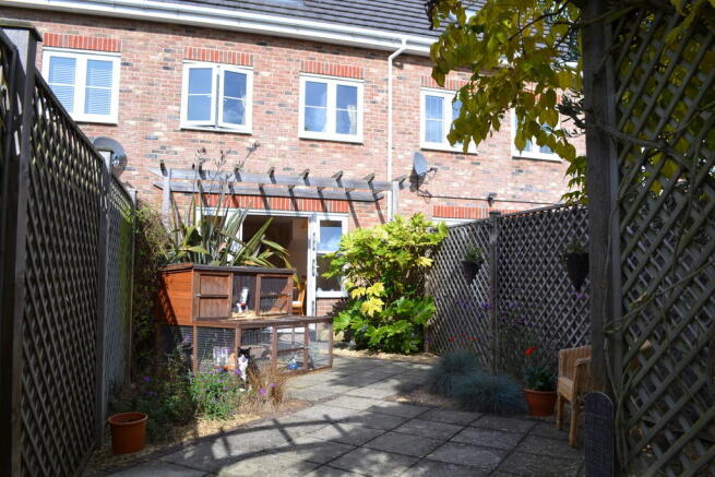 Photo 11