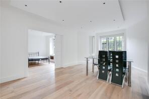6, Gonville House, Manor Fields, London SW15 3NH