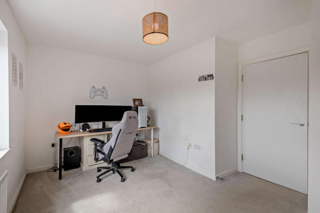 3 bed Semi-Detached for sale Image 11