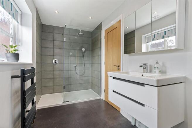 38 Lady Grey Avenue Interior-22.jpg