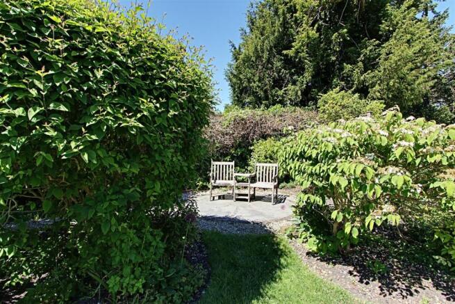 Garden 3.jpg