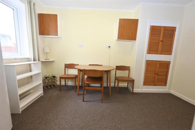 2 bed Semi-Detached for sale Image 12