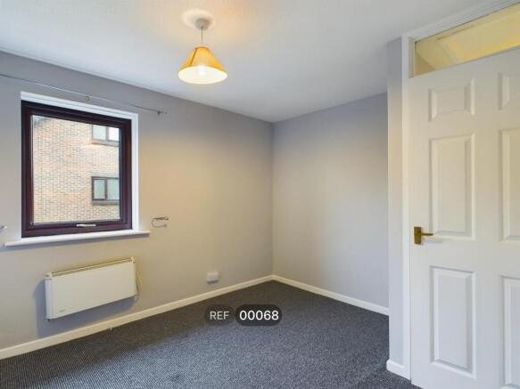 1 bed Apartment to rent Image 7