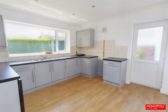 Kitchen..jpg